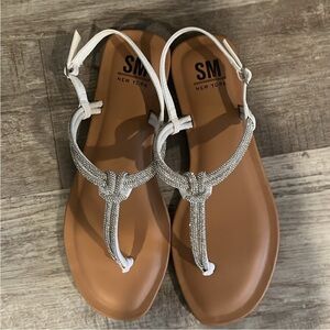 NWOT SM New York Women's Silver bling Sandals Size‎ 10